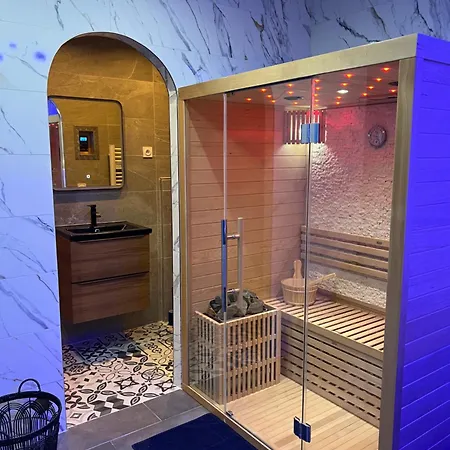 La Nuit De Reve Privatif Jaccuzi Sauna 1 Crouy